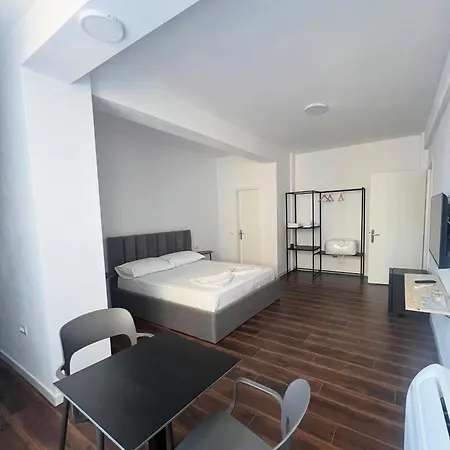 Te Gjoli בית הארחה