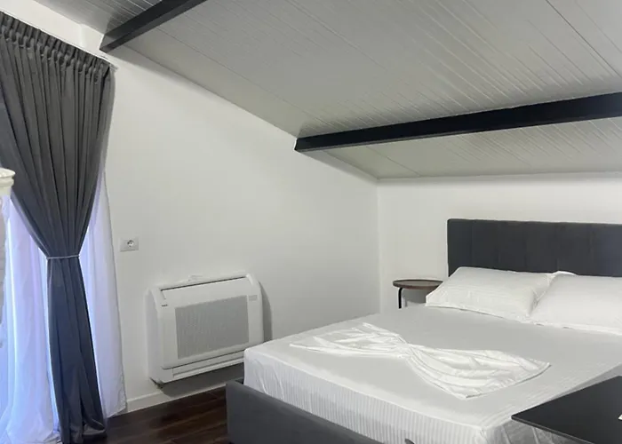 Te Gjoli פוגרדץ